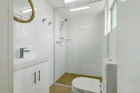 Tradewinds Apartments - 132