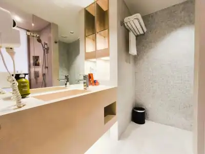 Citrus Sukhumvit 13 Nana Bangkok by Compass Hospitality - 7
