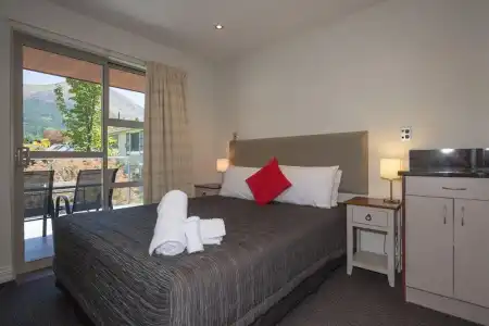 Autoline Queenstown Motel - 171