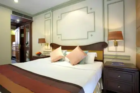 Majestic Suites - 34