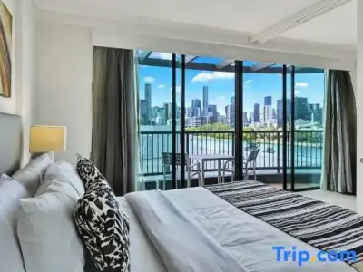 Cosmo Apartment - 70