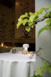 De Witte Lelie - 25