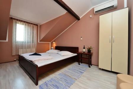 Apartments & Accommodation Stojic - 34