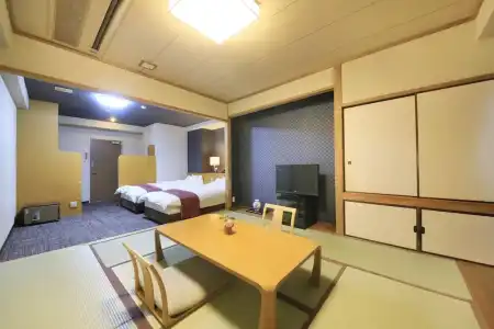 KAMOGAWASO - 30
