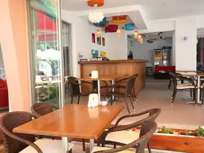 Ünlü Otel - 12