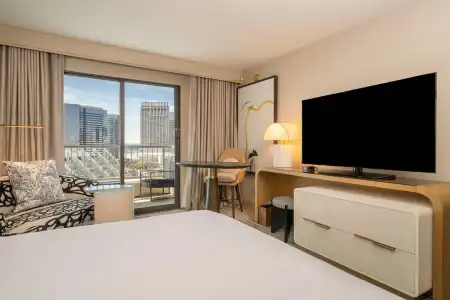 Hilton San Diego Gaslamp Quarter - 6