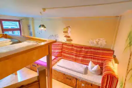 Lollis Homestay - Hostel - 72