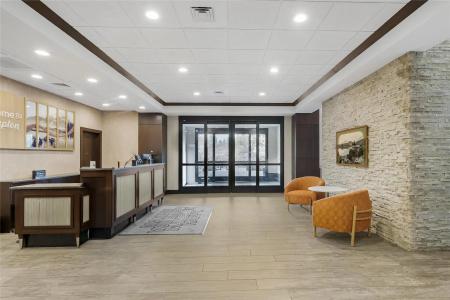 Hampton Inn & Suites Bend - 36
