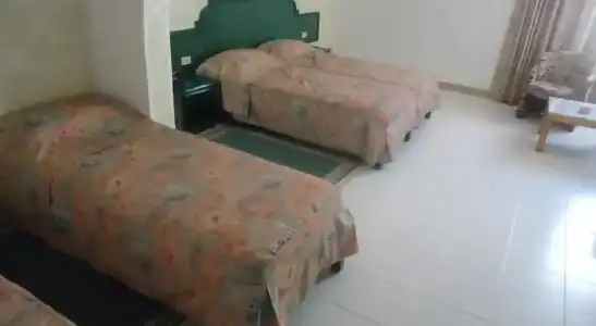 Hôtel Mezri - 53
