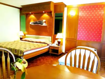 Royal Ivory Sukhumvit Nana - 32