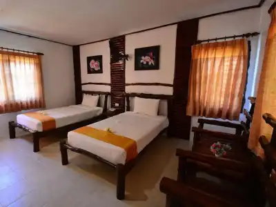 Alongkot Beach Resort Khanom - 2