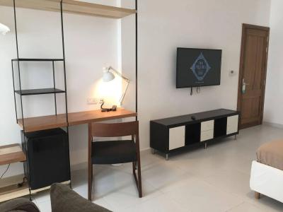 Two Pillows Boutique Hostel - 17