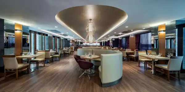 DoubleTree by Hilton Istanbul Topkapi - 28