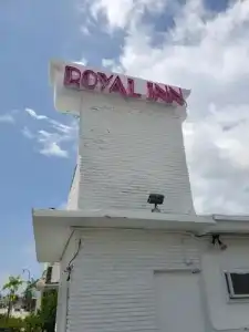 Royal Budget Inn - 14