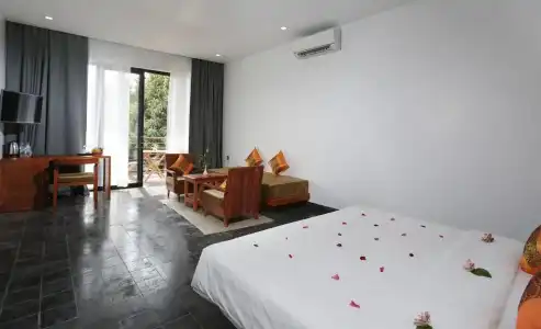 Sam So Boutique Villa - 80