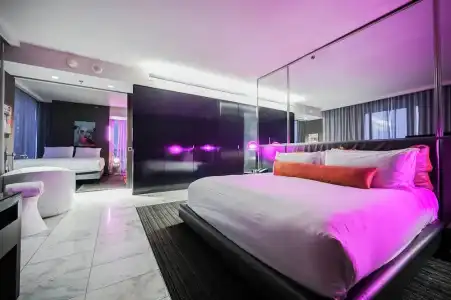 Beautiful Palms Place Suite - 231