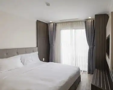 Seven Seas and Apartment - 83