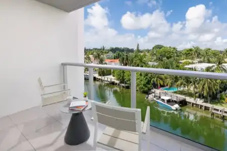 Acqua Bay Luxury Apartments - 68