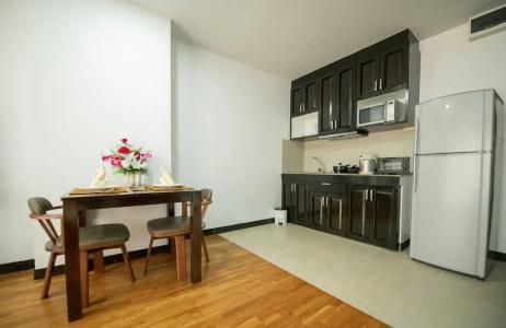 J - Town Serviced Apartments - 13