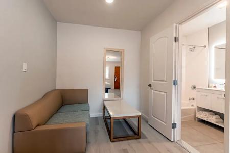 Inn on Broadway - 35