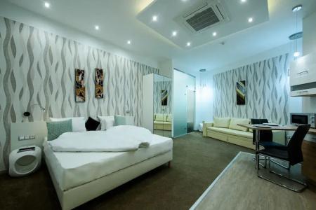 Karoly Corner Residences - 152