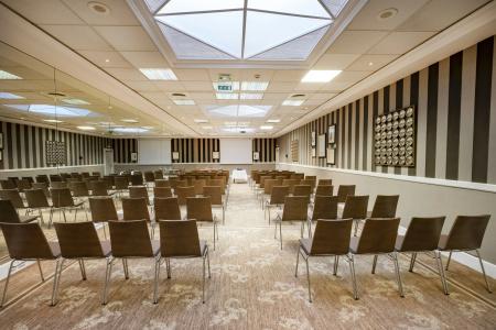 Holiday Inn Nice by IHG - 18