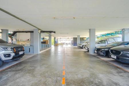 AJ Residence - 14