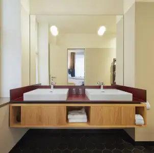 Melter & Apartments - a Neighborhood - 11