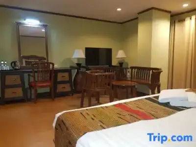 Phuphaya Resort Pattaya - 31