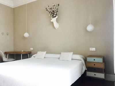 Hi Valencia Boutique - 3