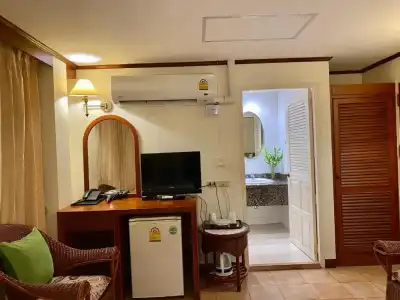 Surin Bay Inn - 35