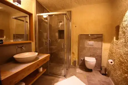 1811 Cave - 40