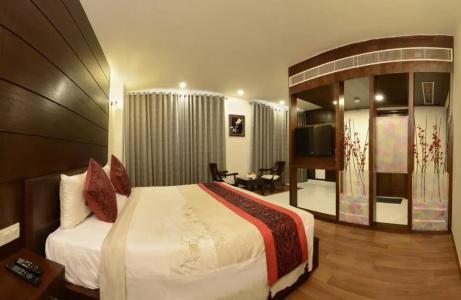 Atulyaa Taj - 62