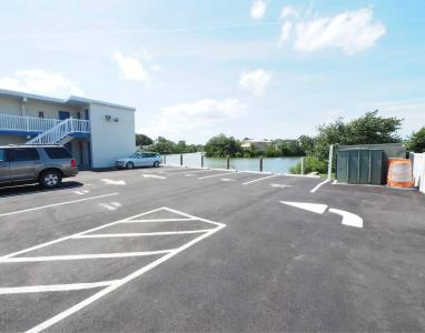 Seashire Inn & Suites - 14