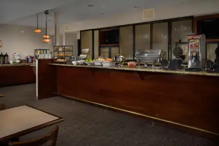 Country Inn & Suites by Radisson, Portland International Airport, OR - 20