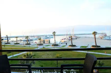 Burhaniye Marina Boutique - 17
