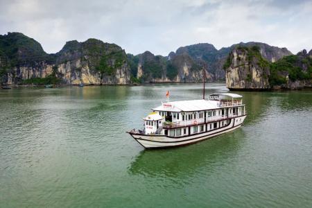 Cozy Bay Cruise Ha Long - 12