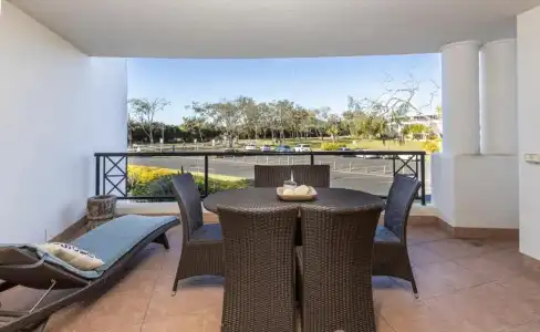 Bay Royal Apartments - 180