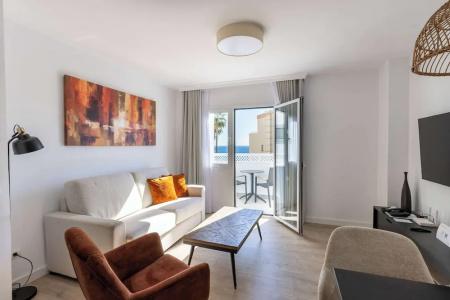 Resort Ramada & Suites by Wyndham Costa del Sol - 48