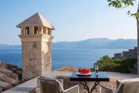 Moni Emvasis Luxury Suites - 80
