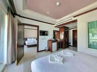 77 Patong & Spa - 125
