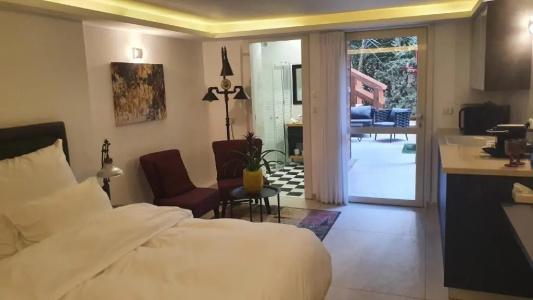 Carmella Boutique - Spa & Shelter Access - 61