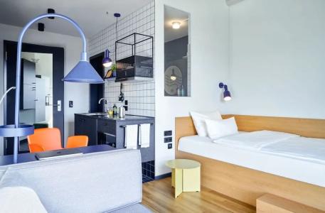 STAYERY Bielefeld Hauptbahnhof - 6