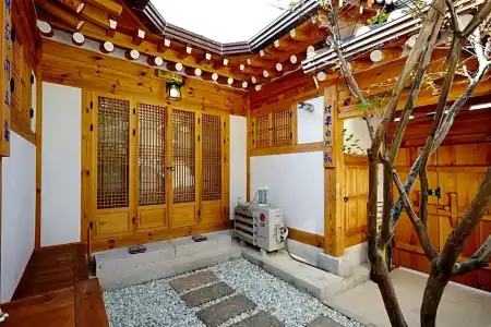 Hanok 24 Guesthouse Gyeongbokgung - 67