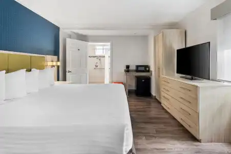 SureStay by Best Western Santa Monica - 63