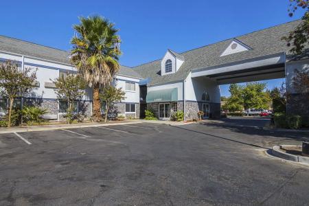 Hampton Inn Fresno Airport - 20