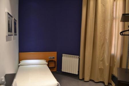 Hostal Apolo - 17