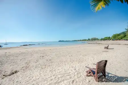 Banana Beach Resort - 12