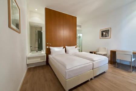 Ellington Berlin - 23