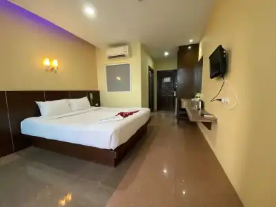 77 Patong & Spa - 111